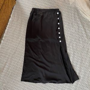 Black satin skirt with thigh slit and buttons, XS